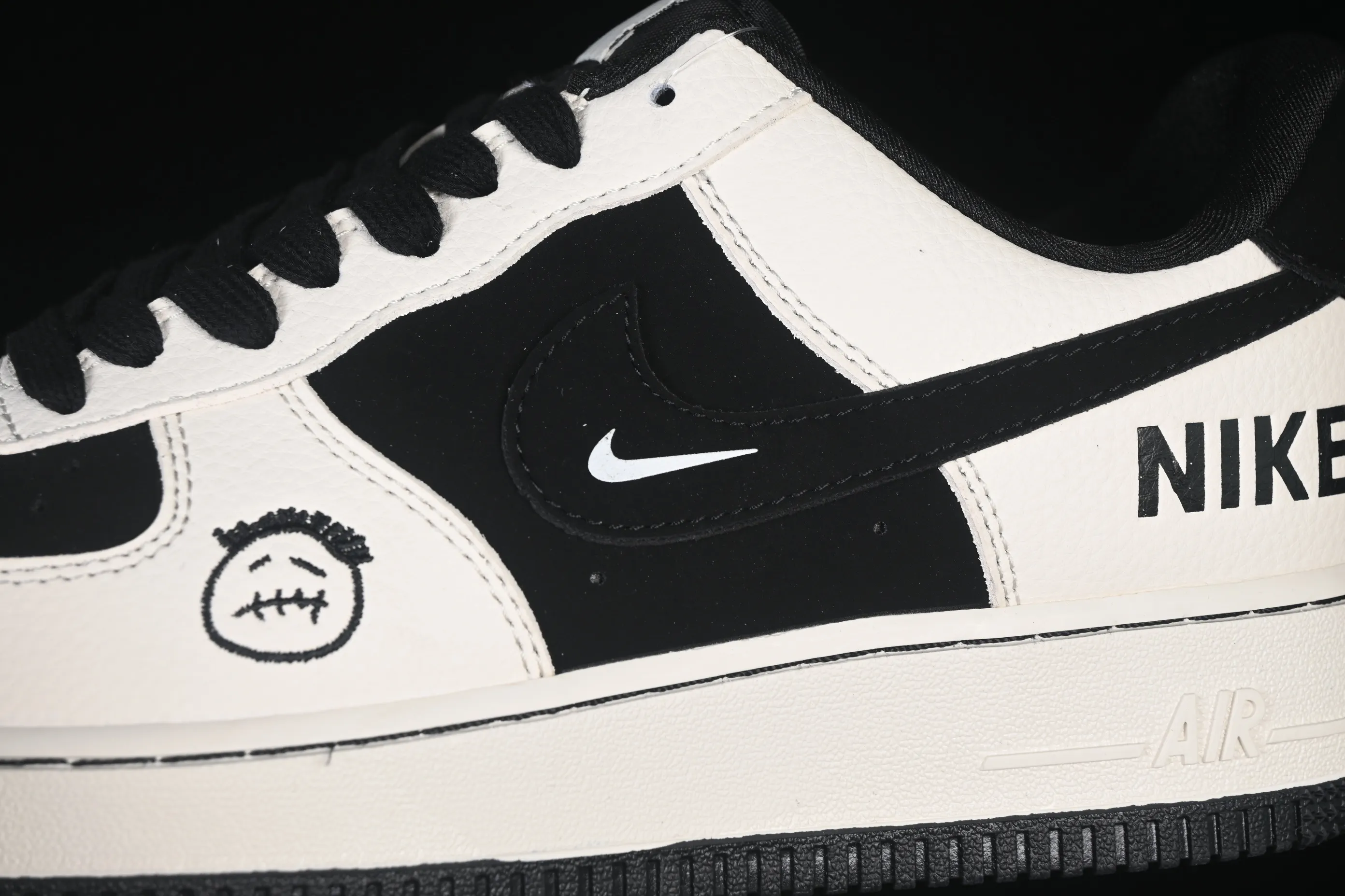 All categories Nk Air Force 1 Air Force series Nk Air Force 1 Low Air Force low-top Nike Air Force 1'07 Low black and white contrast Air Force 1 low-top casual sneakers BK1916-005